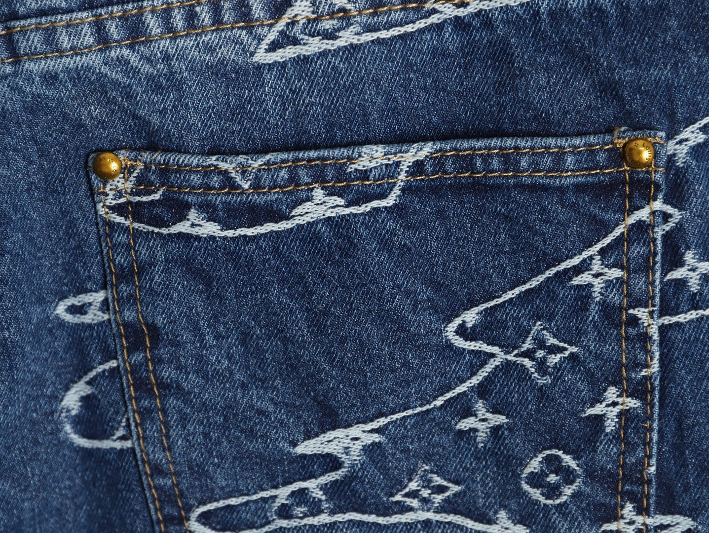 L0vis Vvtt0n LV Pharrell Nigo Tyler Jeans Suit