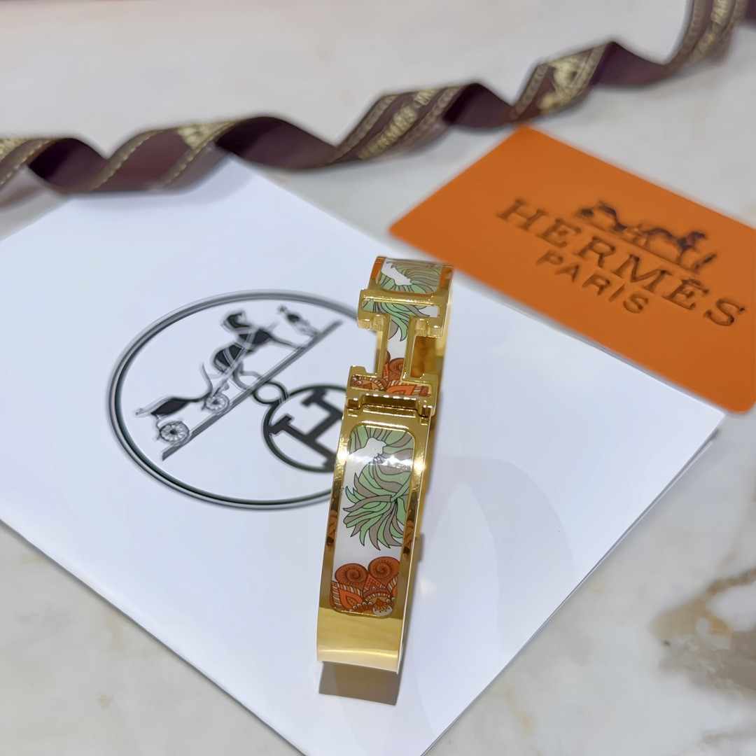Hermes enamel Bracelet