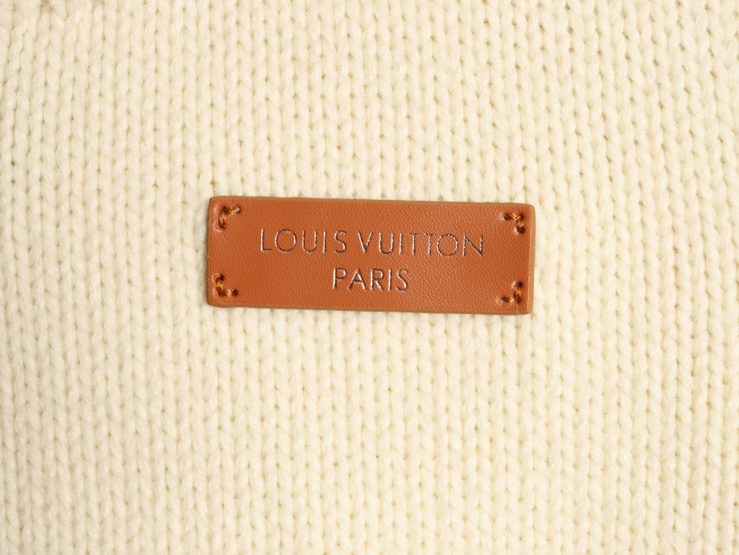l0vis Vvtt0n jacket