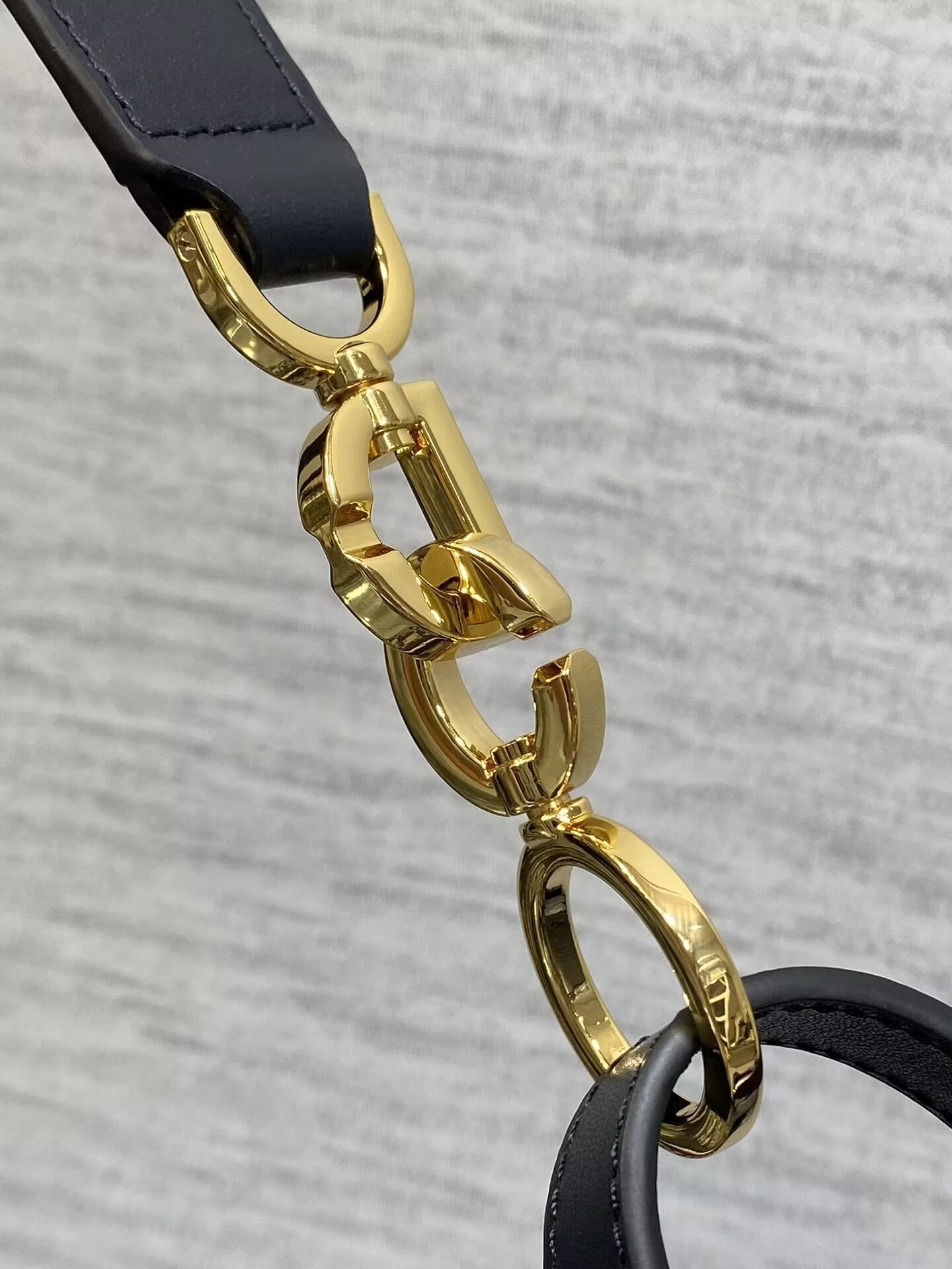 D10r Medium D-Journey Bag 33x15x16cm