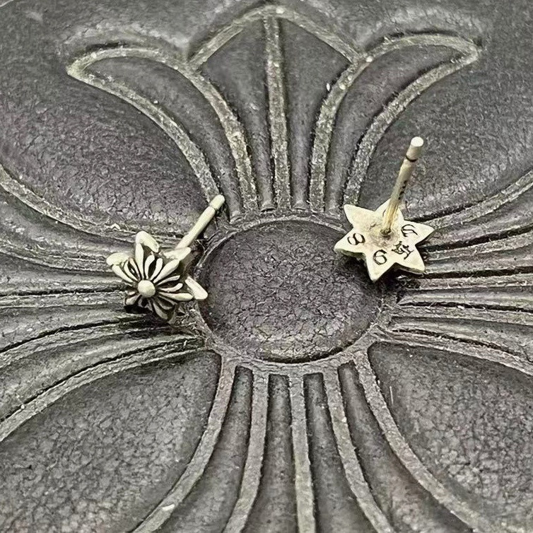 Ch*0me He**ts Star of David Earrings