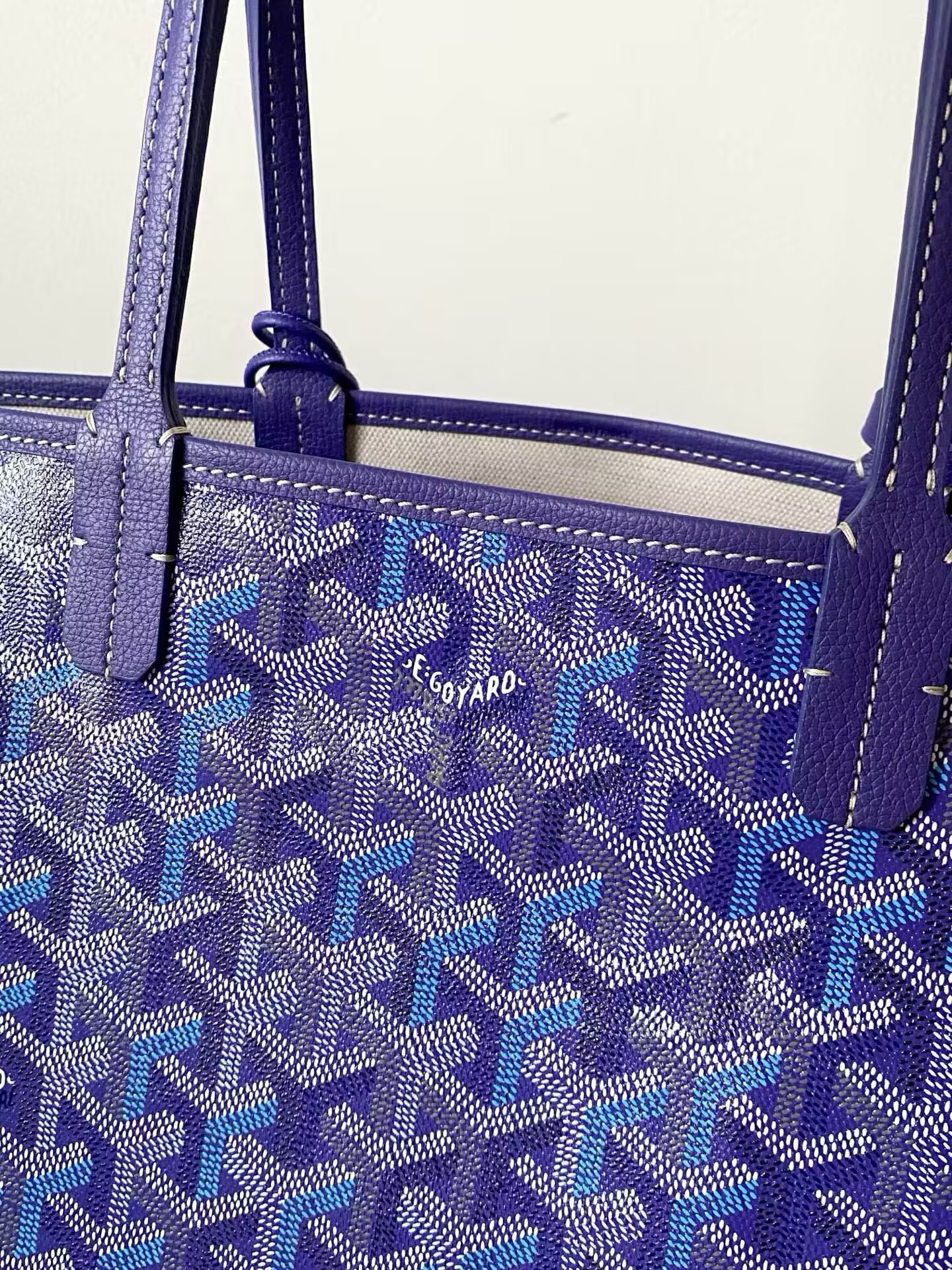 G09ard saint l0vis pm bag 47x27x17cm