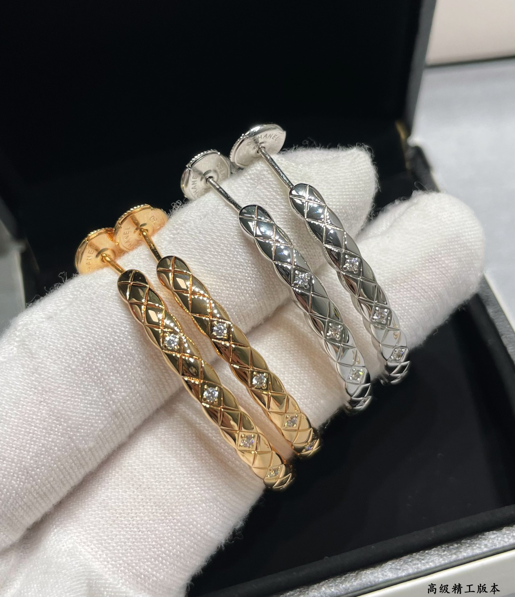 Ch**el Large D1am0nd-shaped D1am0nd drill Earrings