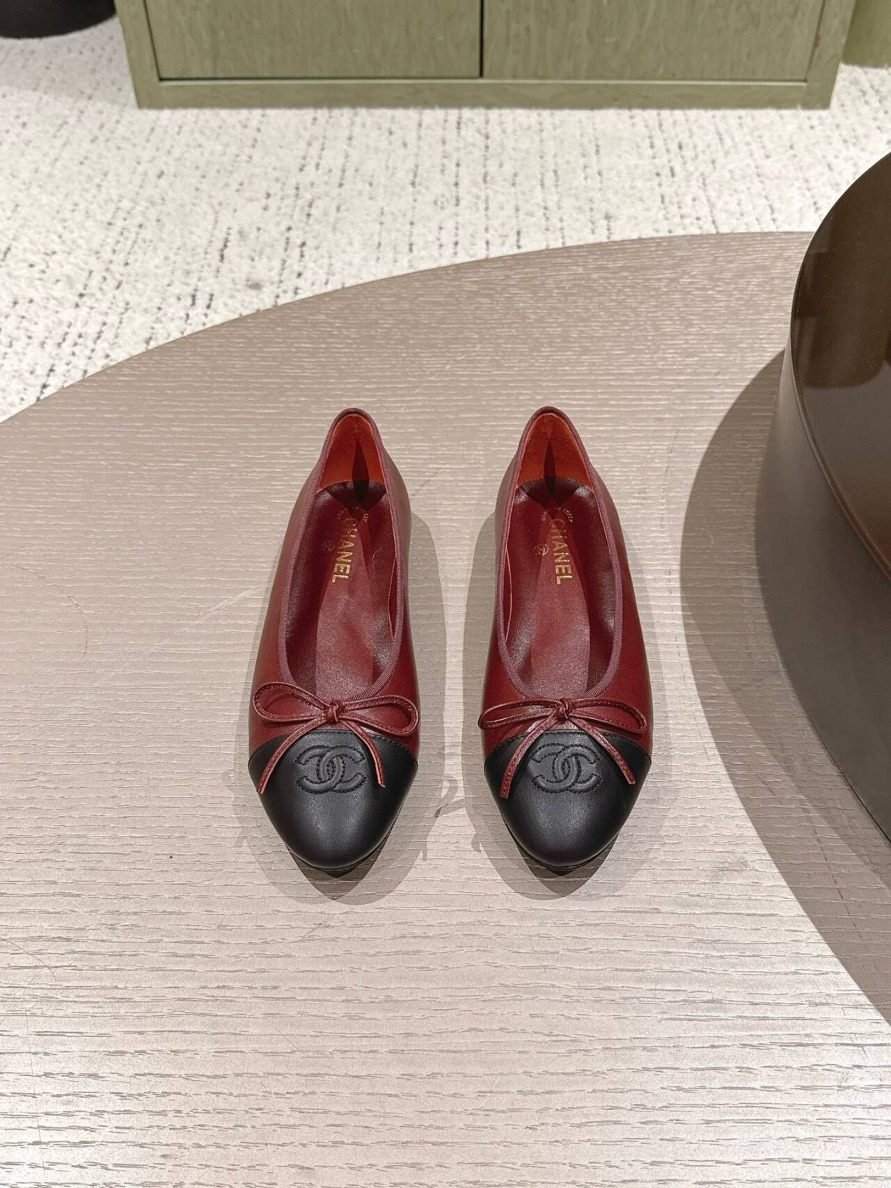 UA Ch**el Ballet Flats Pointed Toe