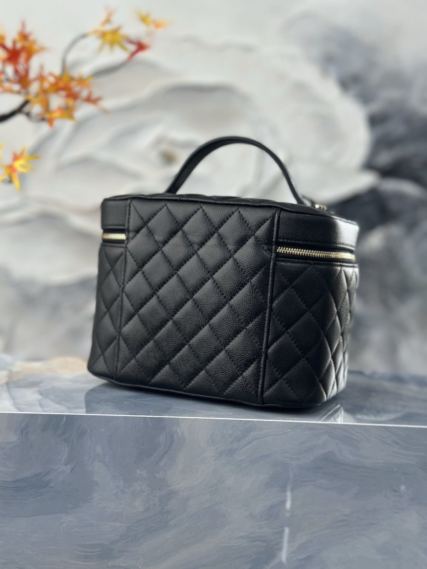 Ch**el Vanity Bag AS2573 20x13x15cm