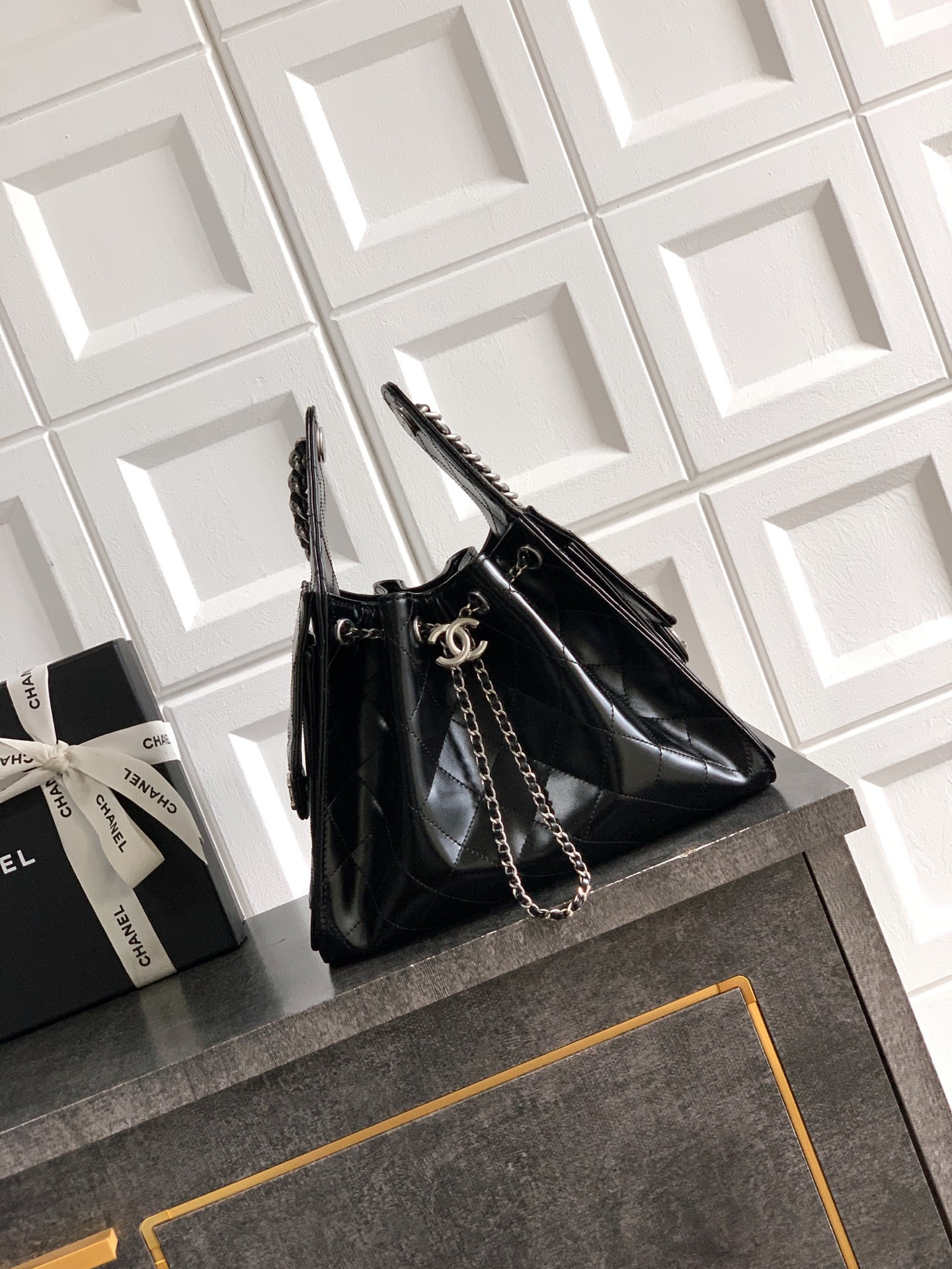Ch**el 25c bucket bag oil wax leather 30x26x14cm