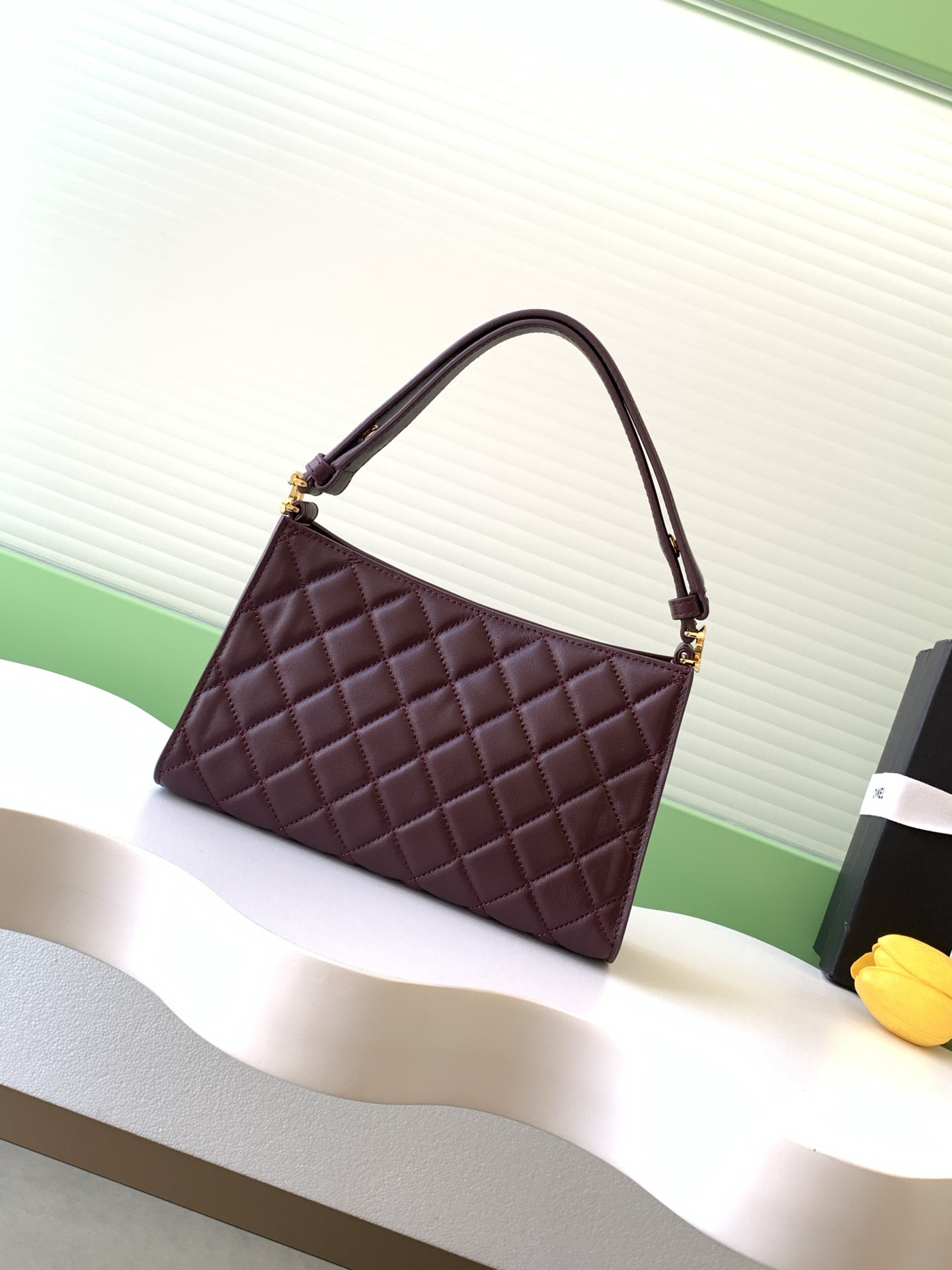 Ch**el 26X Hobo Shoulder Bag 14x22x7cm