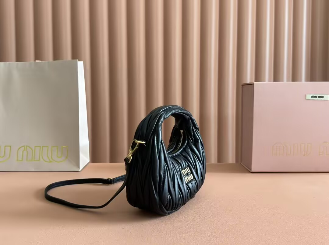 Miu Miu Wander matelassé nappa leather hobo mini-bag 14x17.5x5.5cm