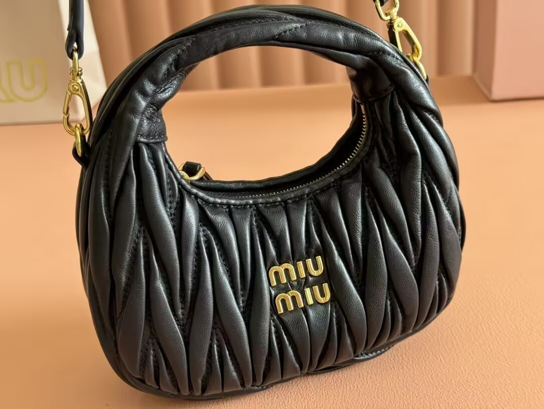Miu Miu Wander matelassé nappa leather hobo mini-bag 14x17.5x5.5cm
