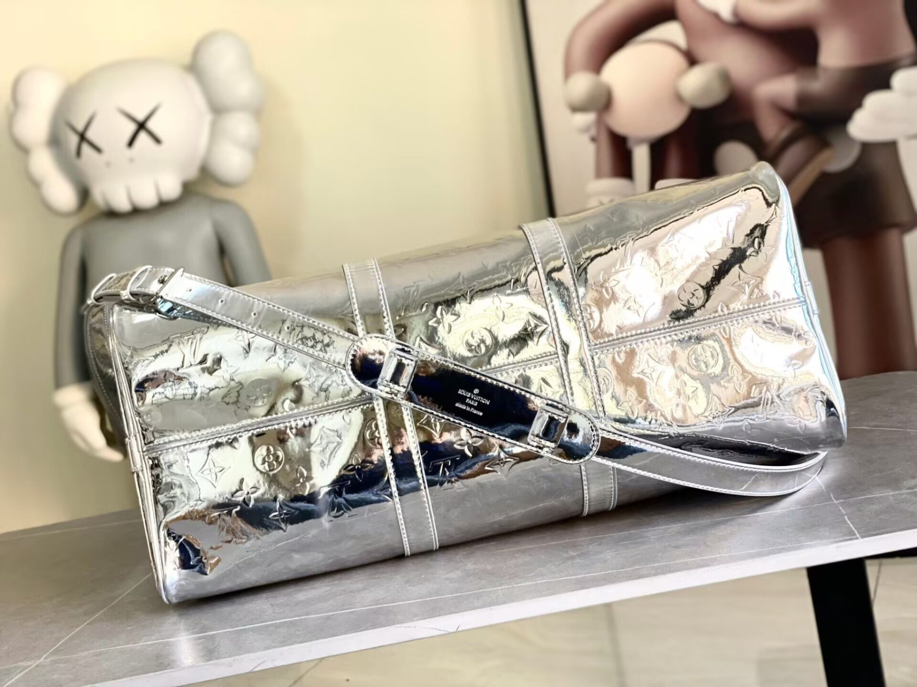 LV Keepall Bandoulière 50 M26766 50x29x23cm