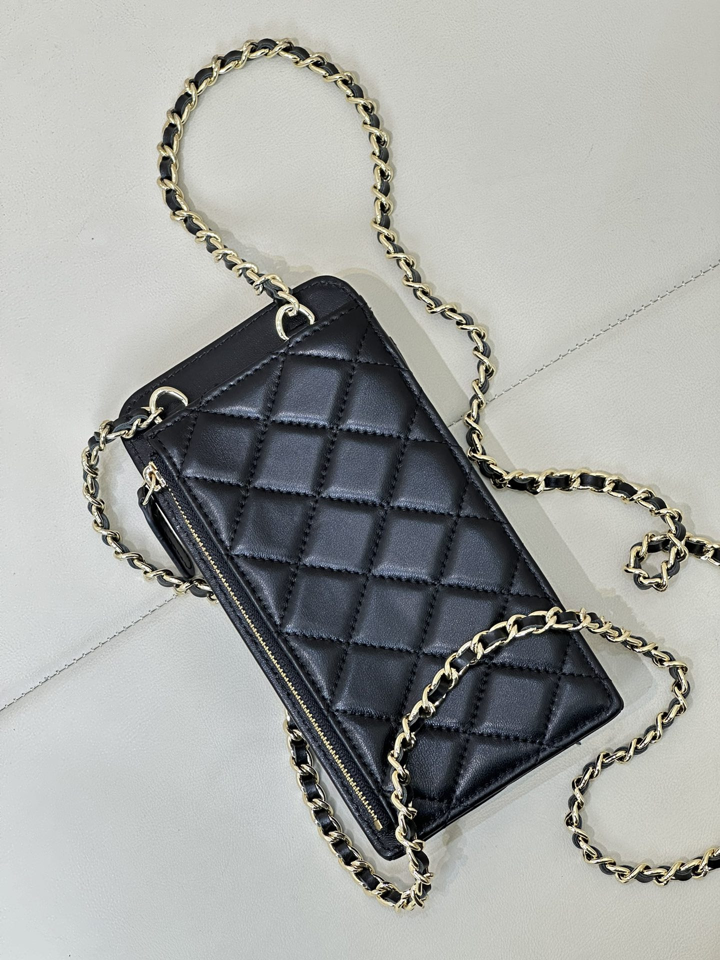 Chanel Phone Bag 18x9x3cm