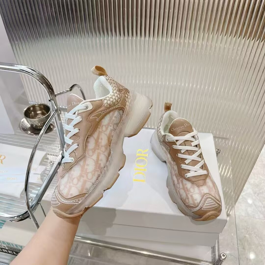 UA D10r Vibe Sneaker