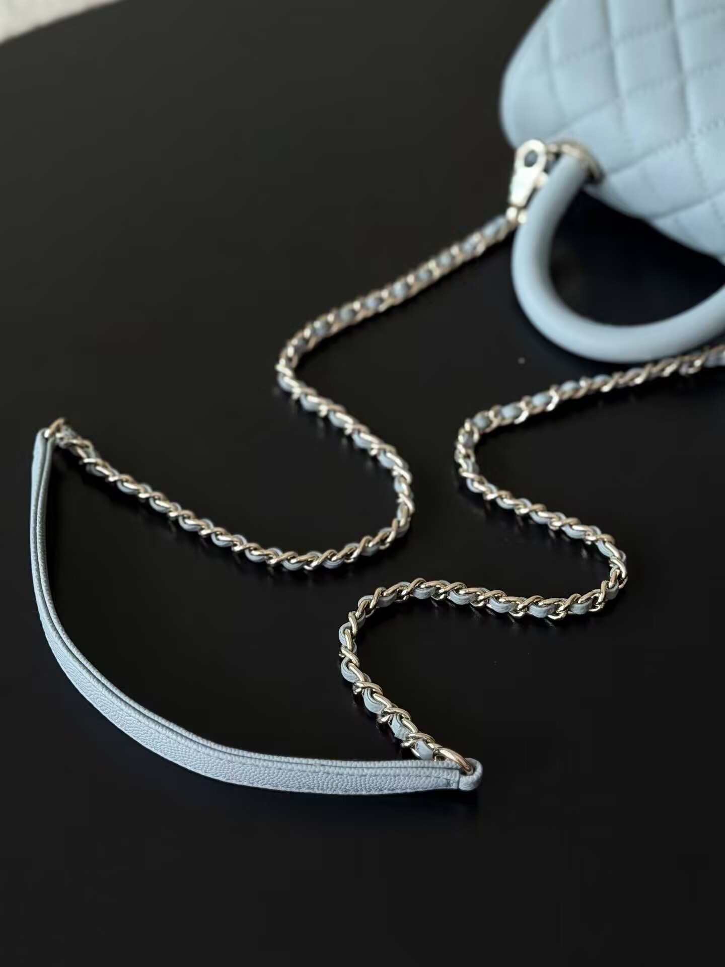 Ch**el mini coco handle 13x19x9cm