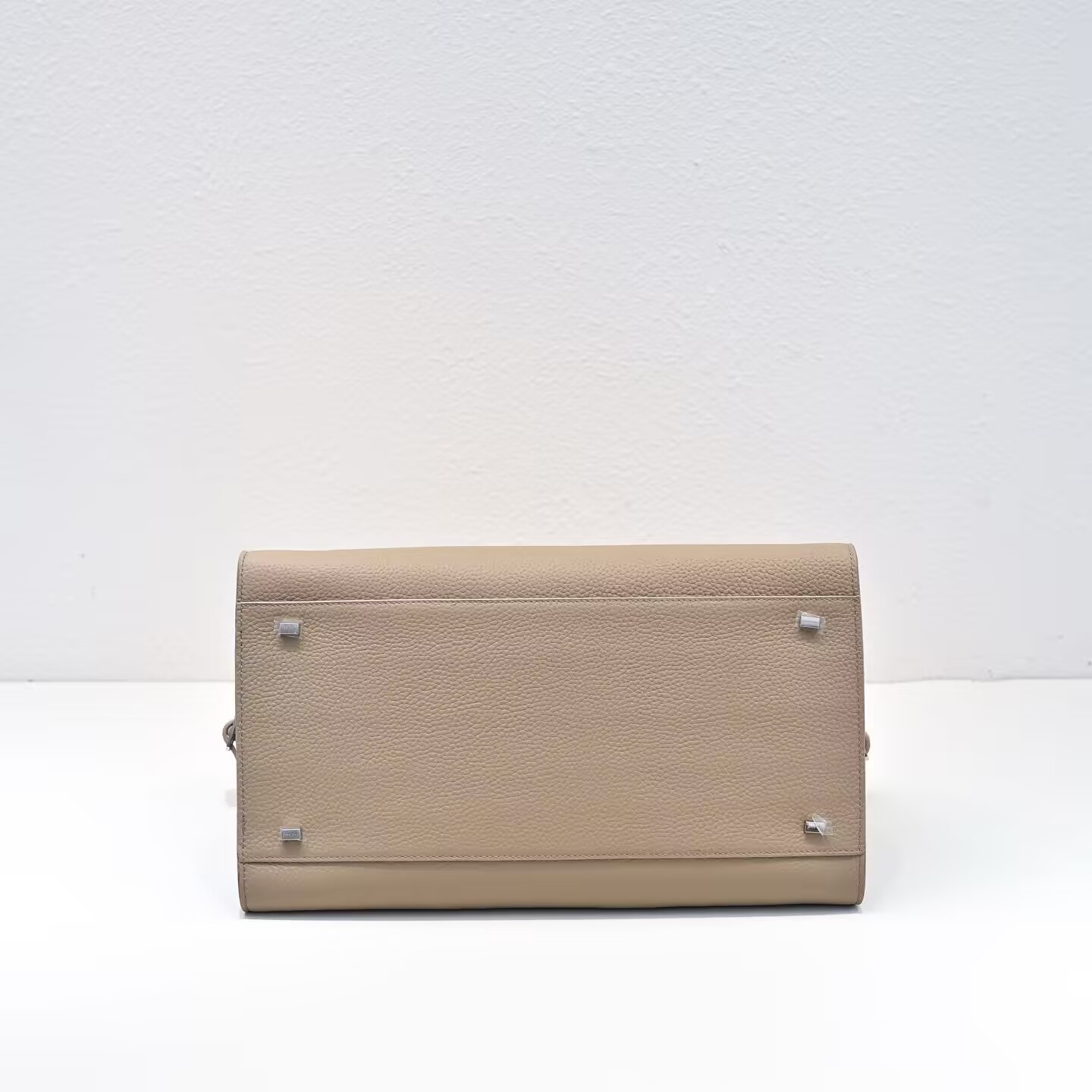 The R0w MARGAUX 15 38.5x16x30cm