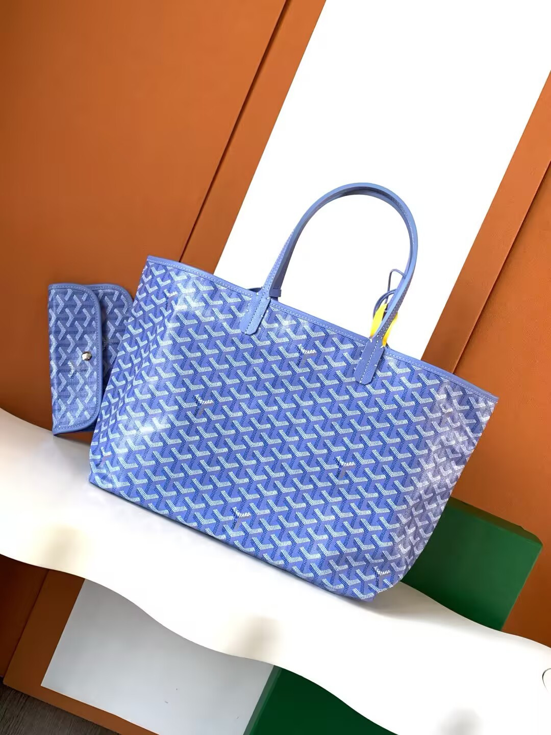 G09ard small saint l0vis bag 28 cm x 15 cm x 34 cm