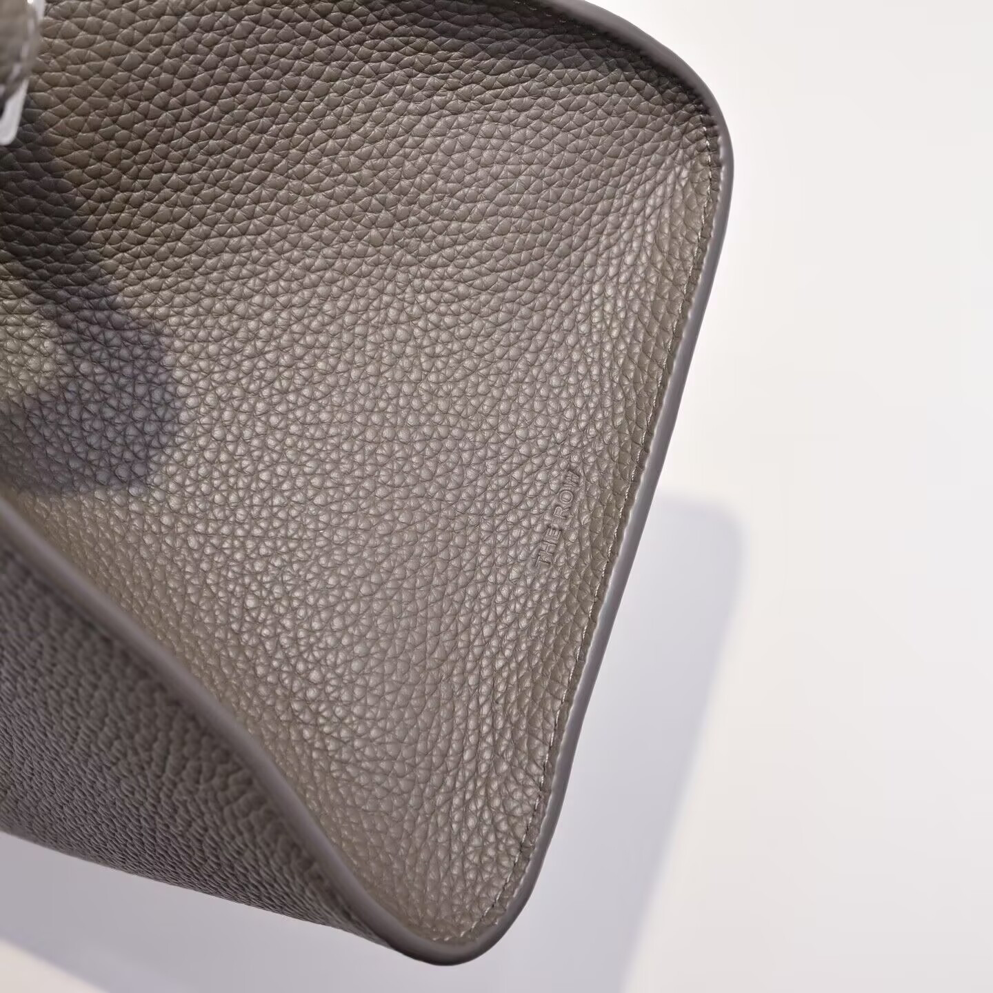 The R0w MARGAUX 12 32x15x25cm