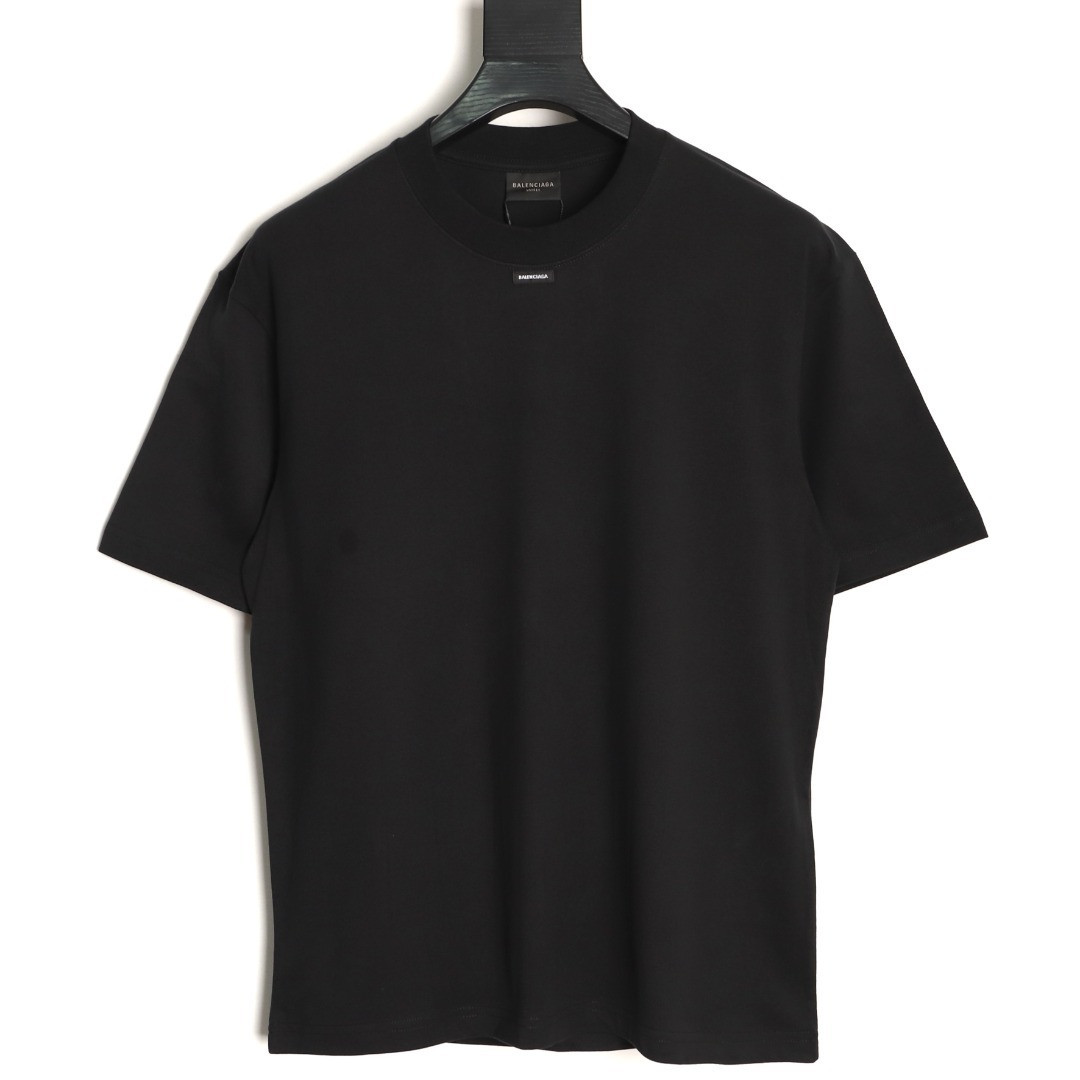 Ba1en*iaga short-sleeved t-shirt