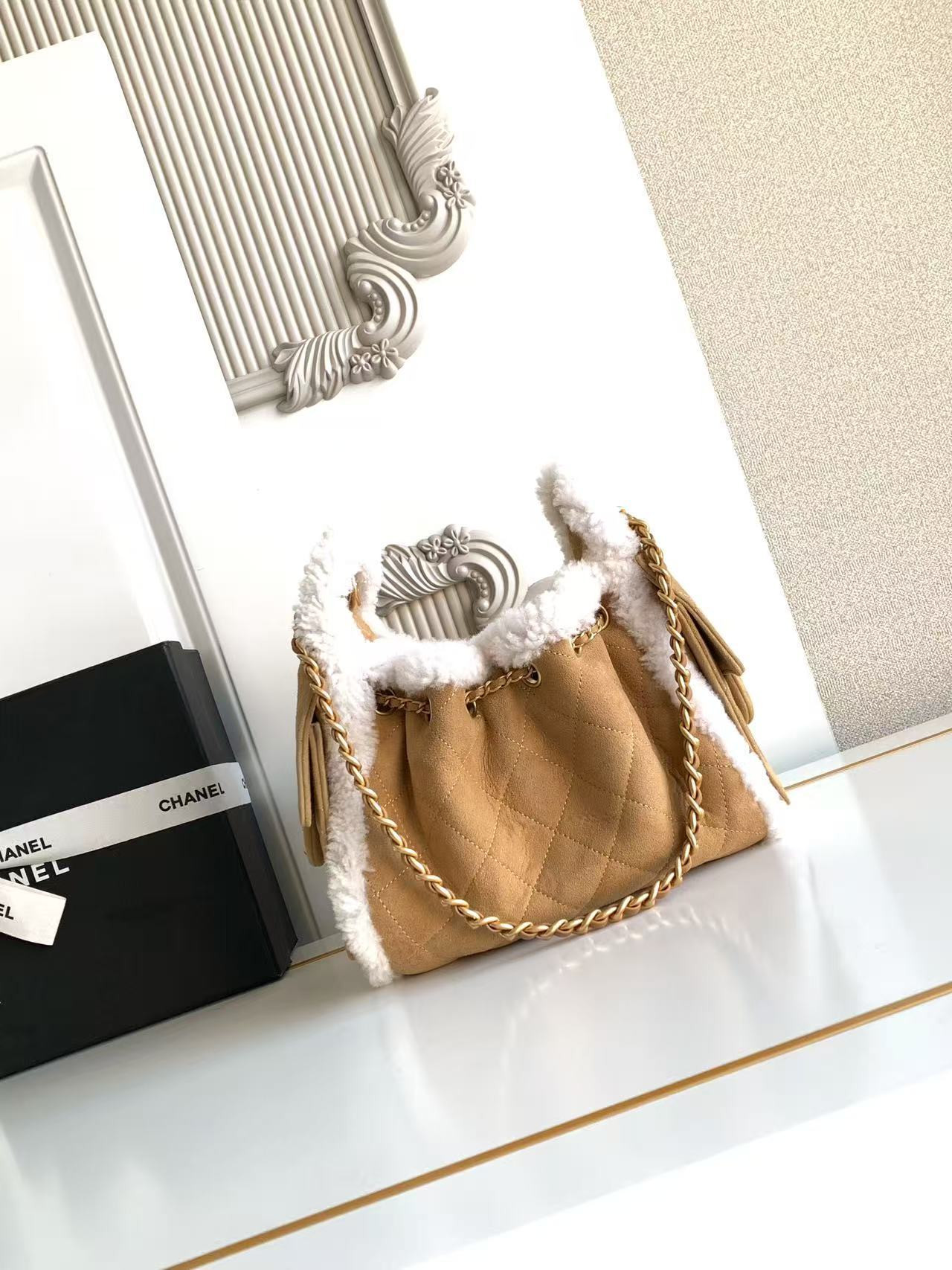 Ch**el 25c bucket bag 20x22x12.5cm