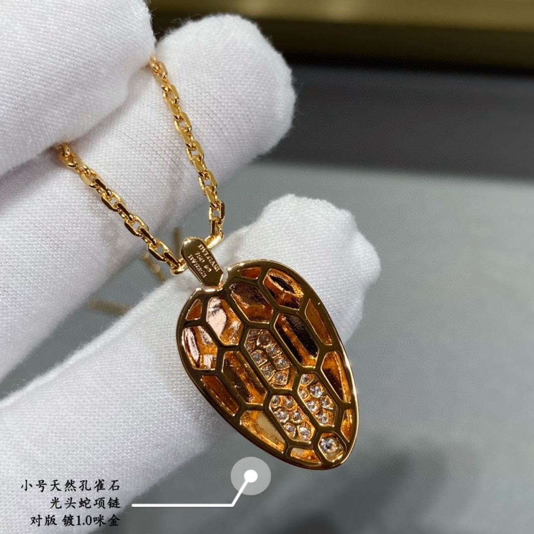 Bv1g*ai small Bald Snake Necklace