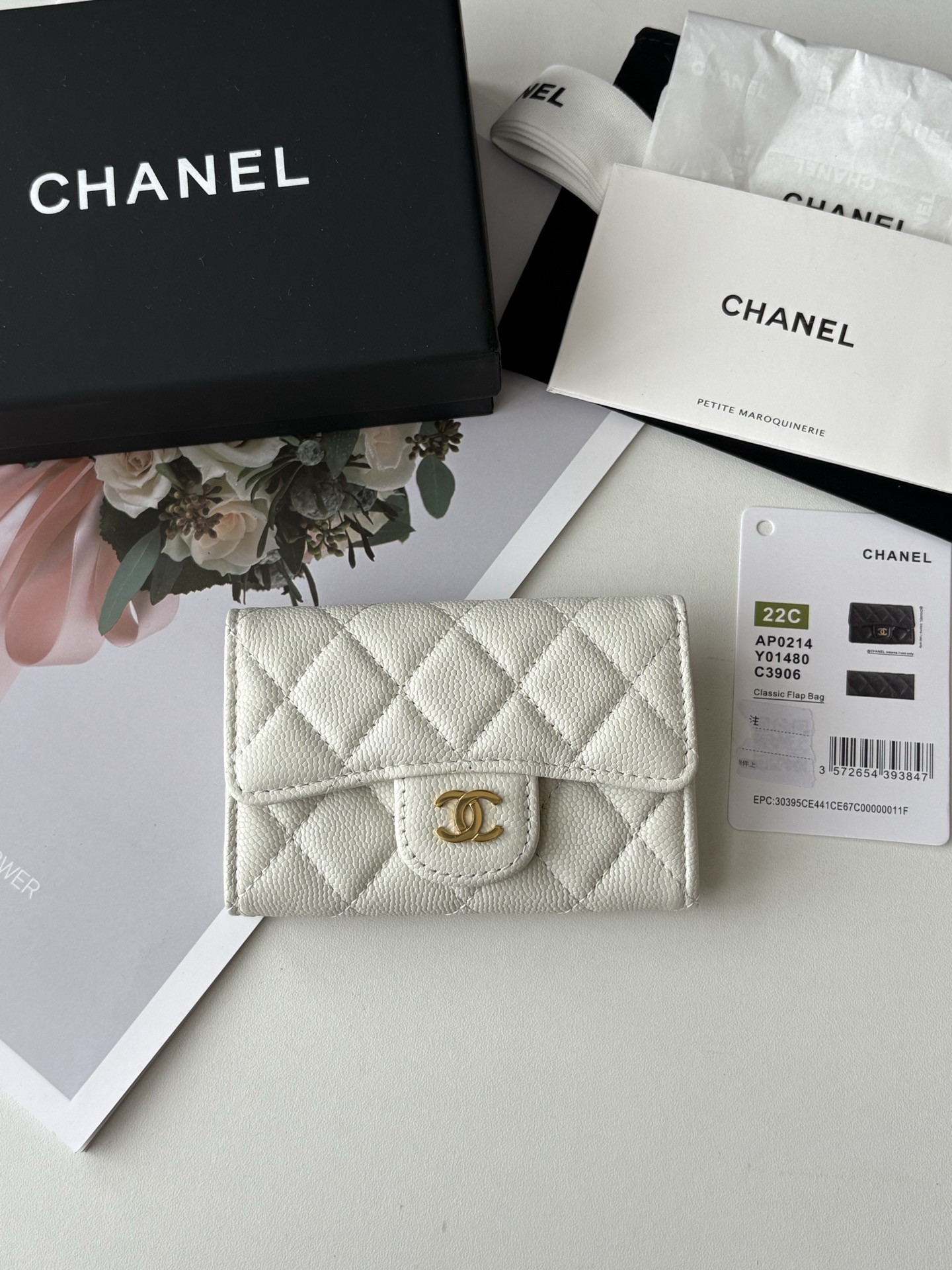 Ch**el Flap Card Holder AP0214 11x8.5x3cm