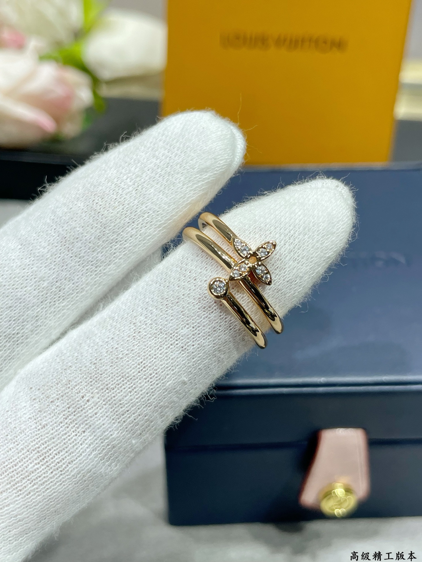 l0vis Vvtt0n ring