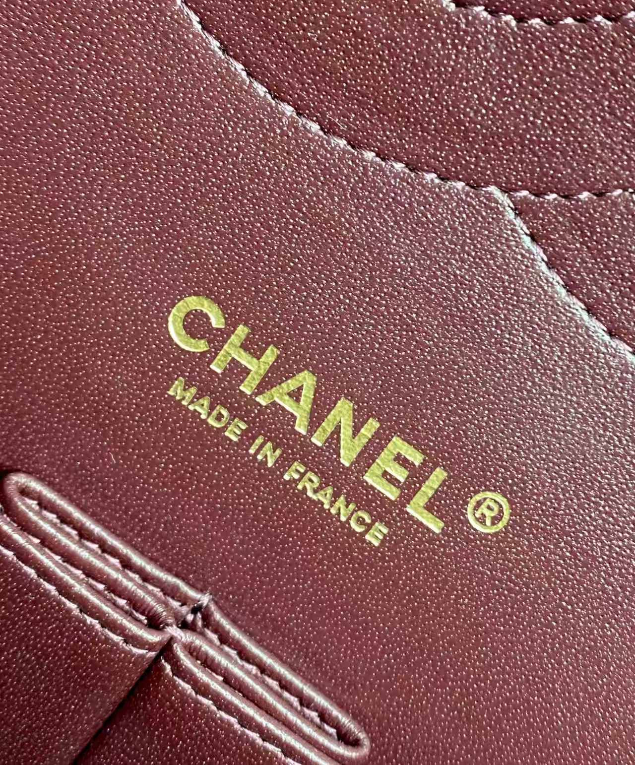 Ch**el Classic Flap Jumbo 30cm CF Black Gold 19.5x30x10cm