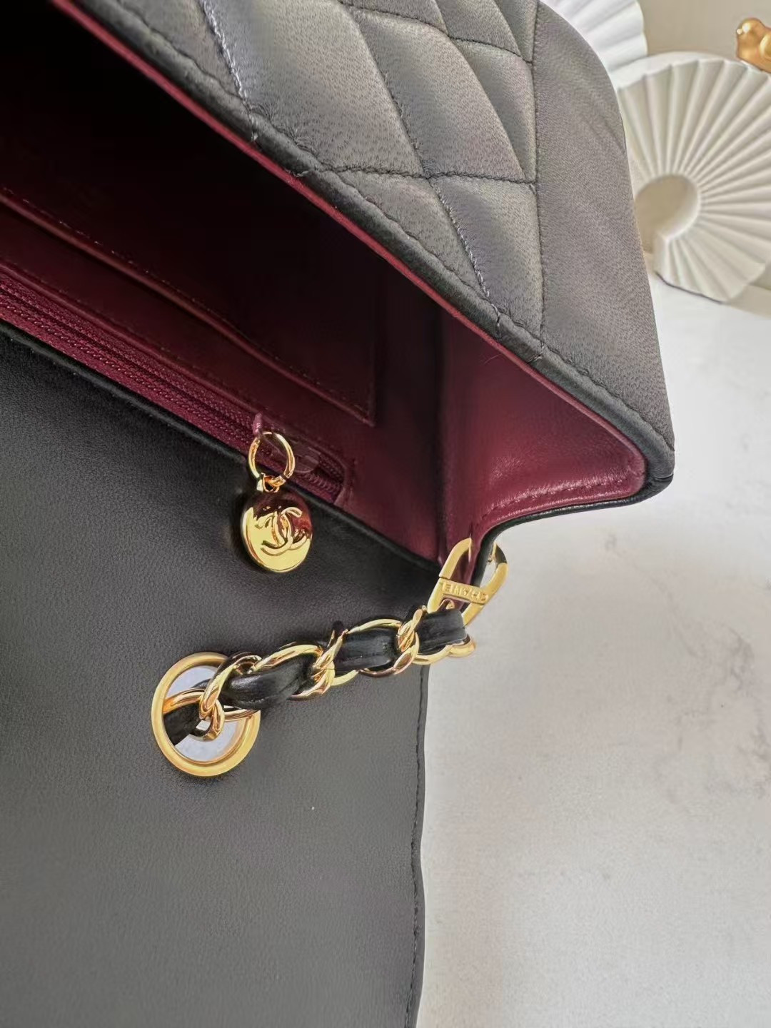 Ch**el Small Diana Flap Bag Lambskin Gold Hardware 22.5x14x7cm