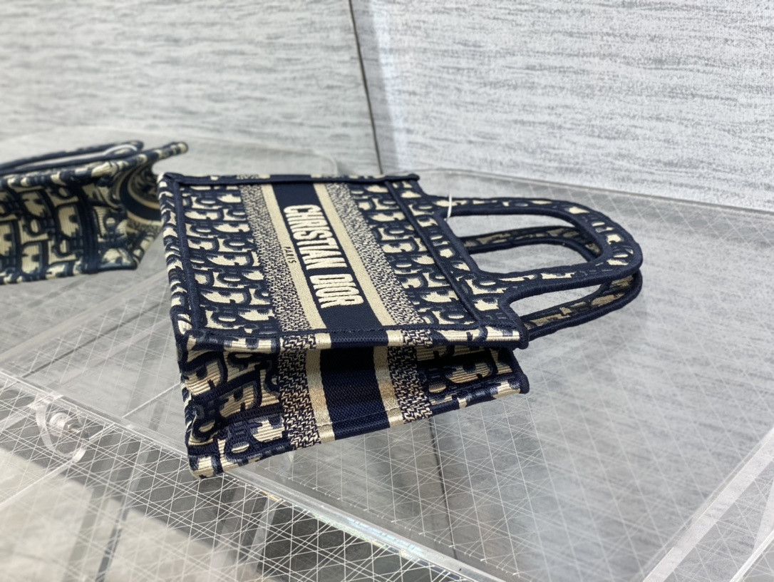 D10r BOOK TOTE SIZE MINI 23*7*17cm