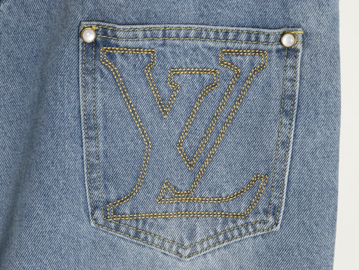 L0vis Vvtt0n 25FW Jeans Suit