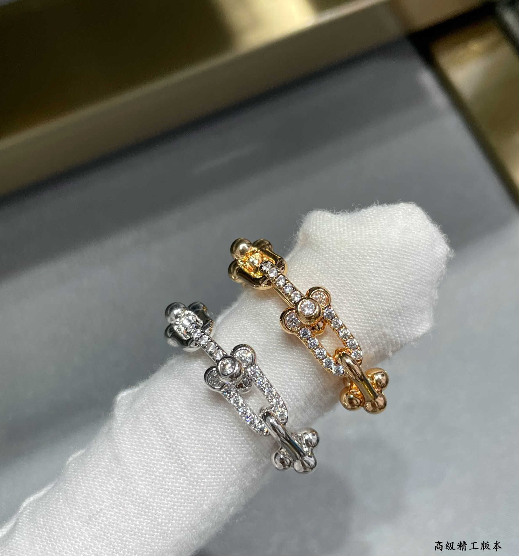 T*f*ny & Co. U-Link Chain With D1am0nd Ring