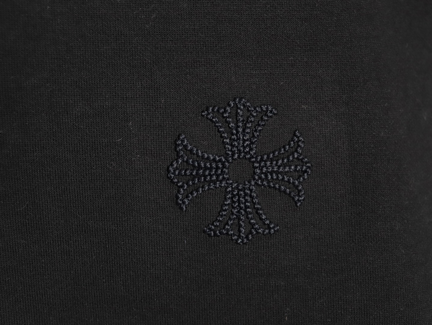 Ch*0me He**ts 25FW Long-sleeved T-shirt