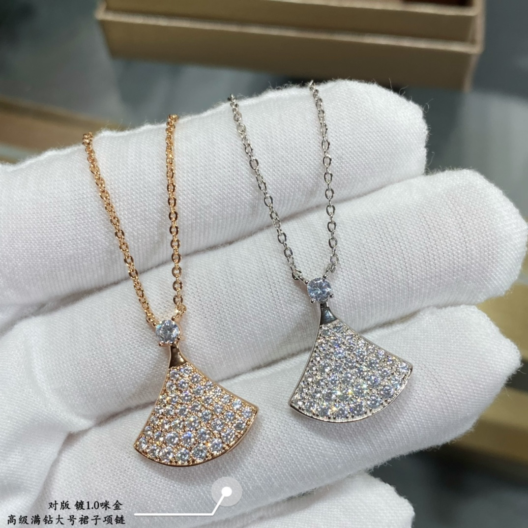 Bv1g*ai Large D1am0nd fan-shaped skirt Necklace