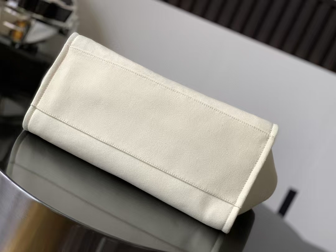 Ch**el Shopping Bag 38x30x22cm