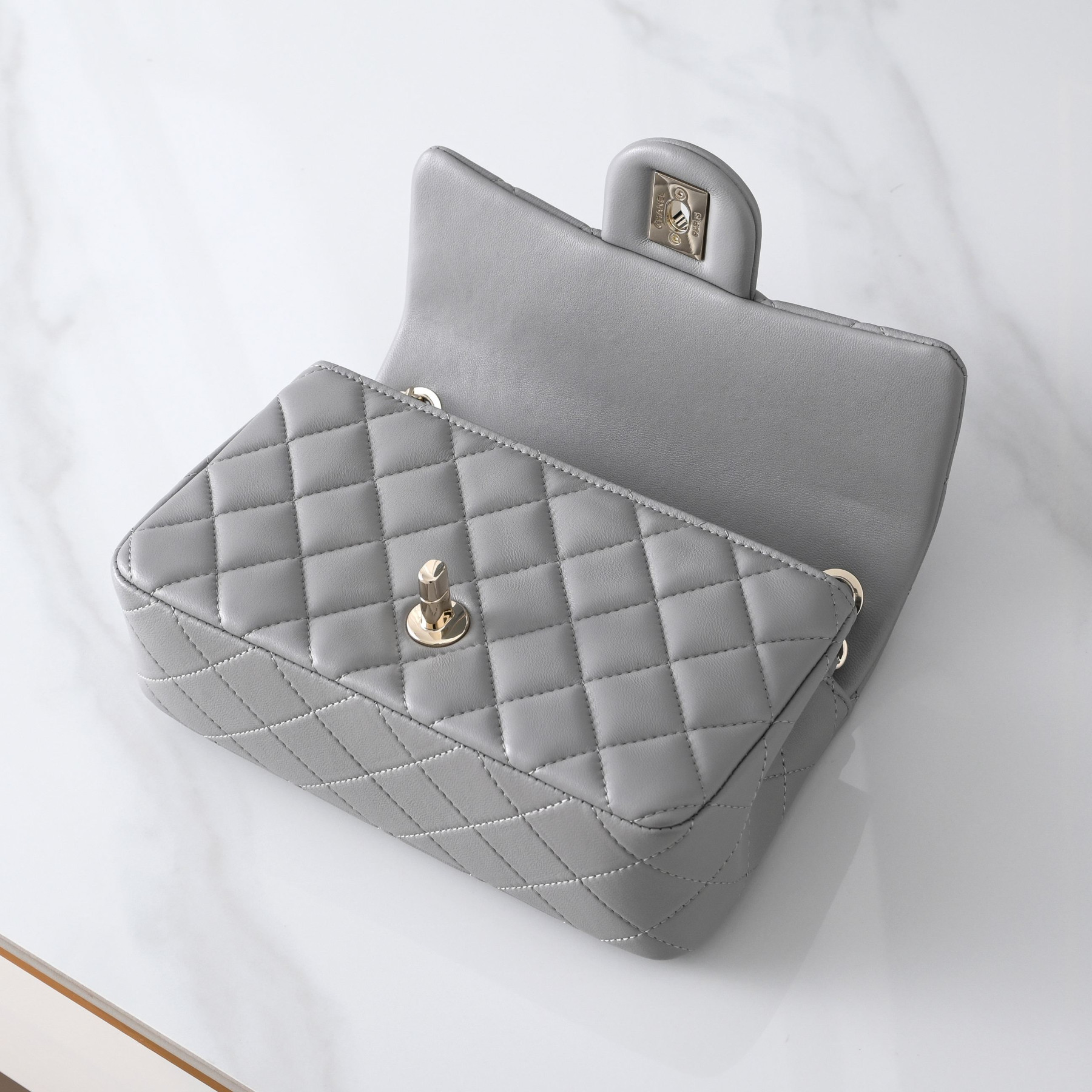 Ch**el classic flap handbag cf as5759 20x13x7cm