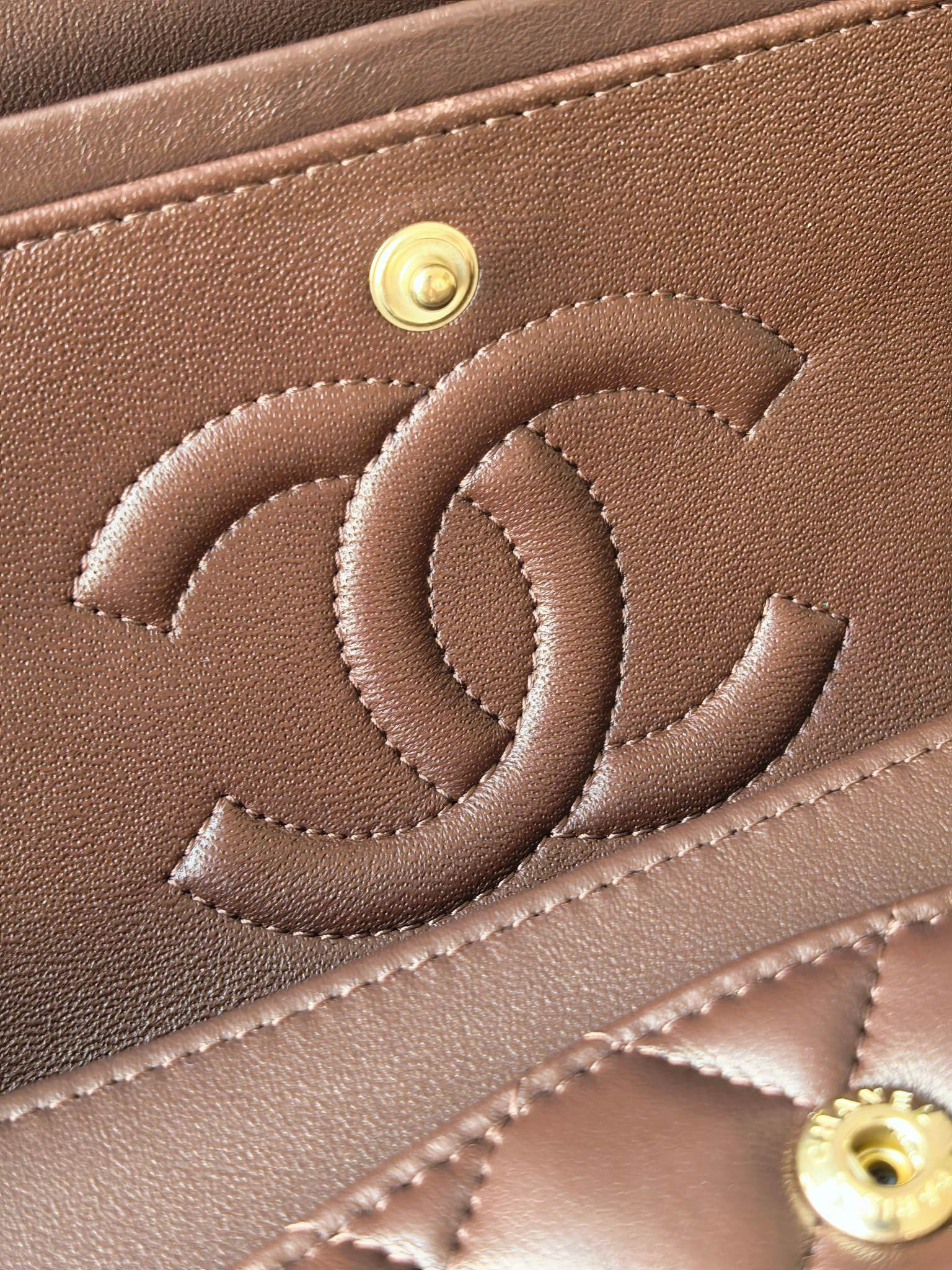 Ch**el classic flap bag coffee brown with light gold hardware 15.5x25.5x6.5cm