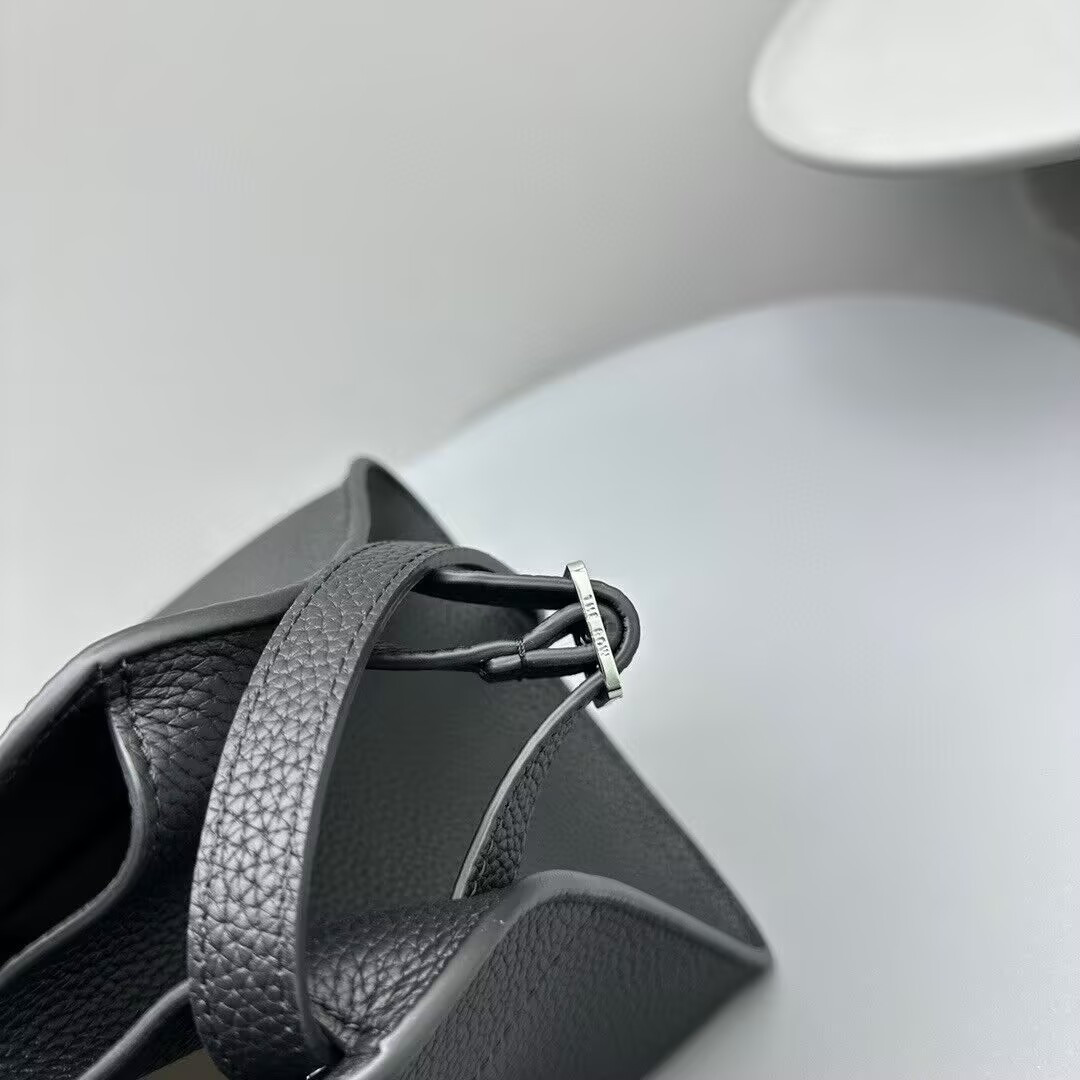 The R0w MARGAUX 10 26x17.5x21cm