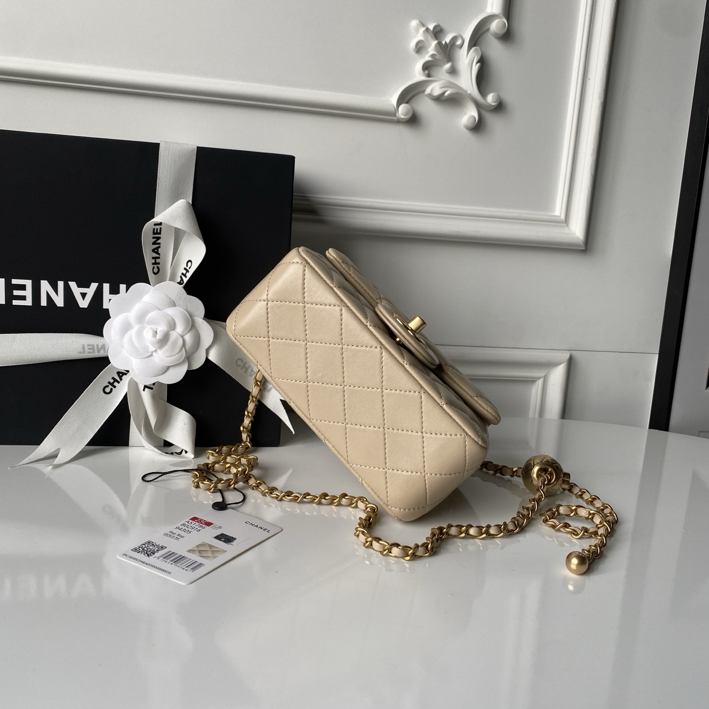 Ch**el MINI FLAP BAG 13.5x17x8cm