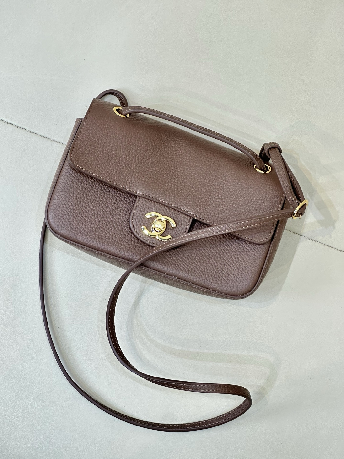 Ch**el Mini Flap Bag Light Gold Hardware AS6573 13x20x6cm
