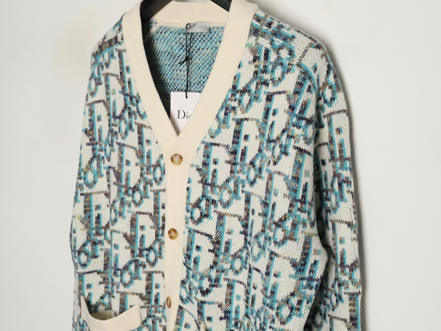 D10r 25ss Cardigan Sweaters