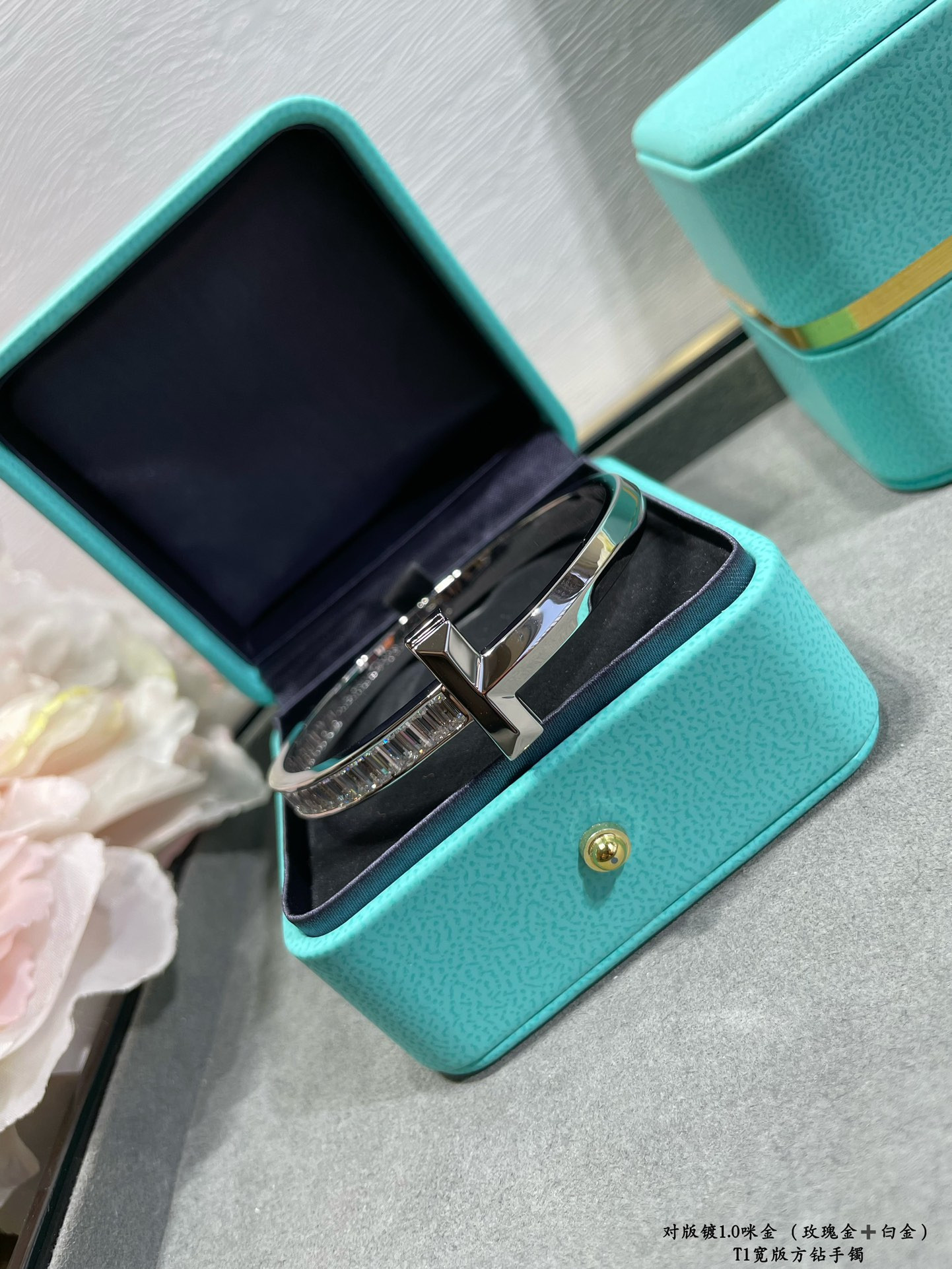 T*f*ny & Co. T1 Wide Square D1am0nd Bracelet