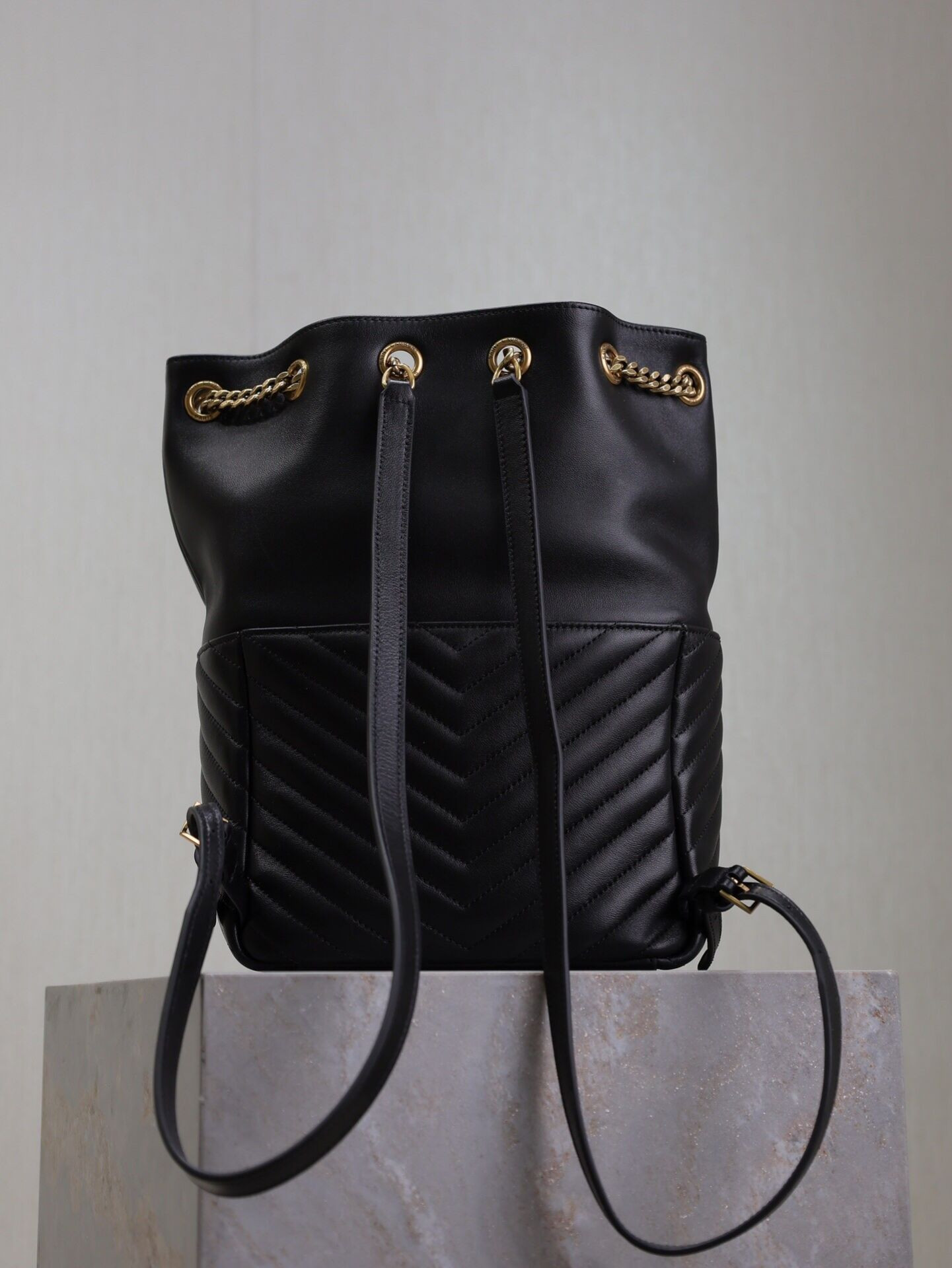 Y51 Sa1nt Lau*nt Joe Drawstring Quilted Backpack 22x29x15cm