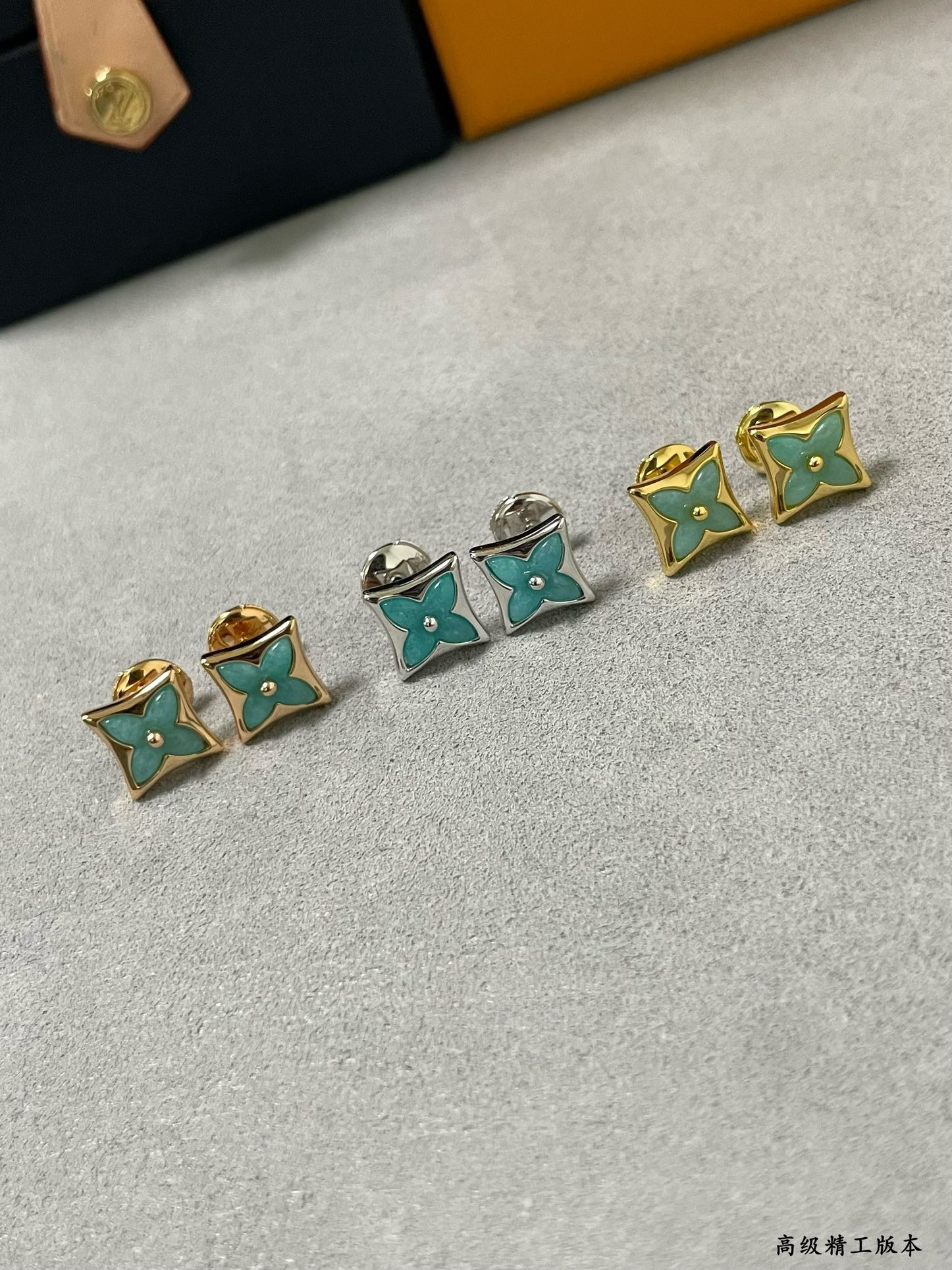 L0vis Vvtt0n Amazonite Square Earrings