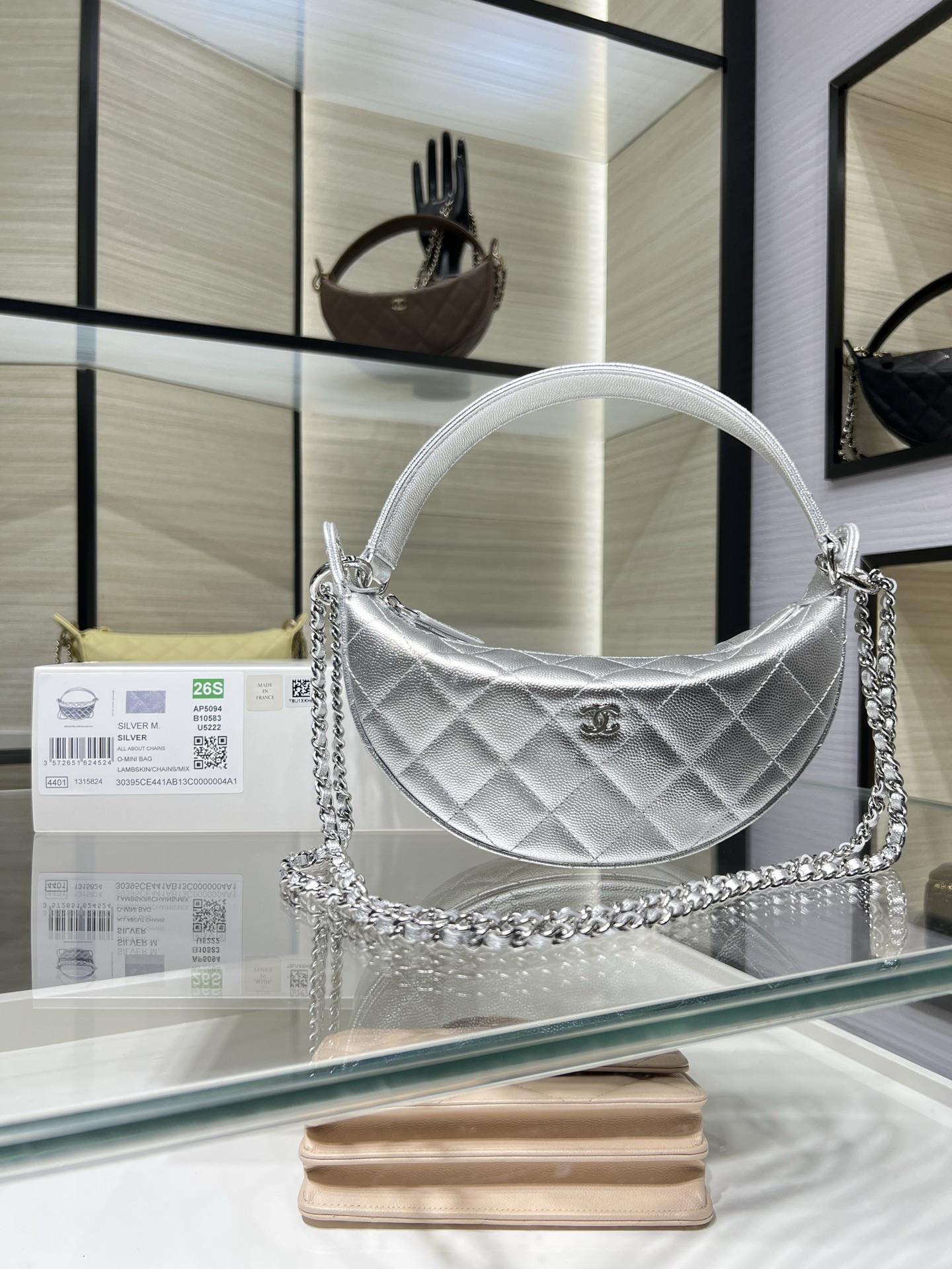 Ch**el clutch with chain silver hardware ap5094 15x22x6cm