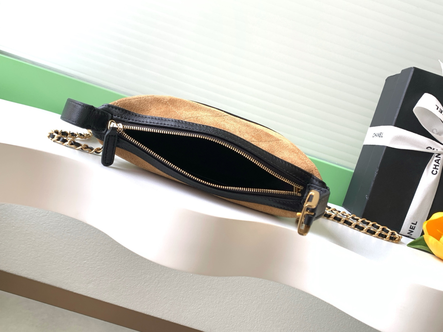 Ch**el clutch with chain ap5187 21x19x7cm