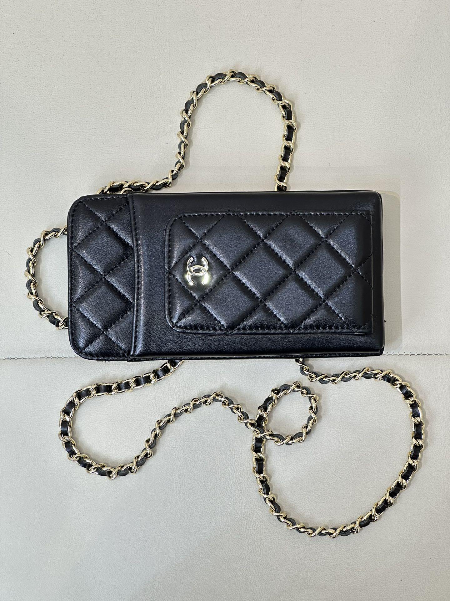 Chanel Phone Bag 18x9x3cm