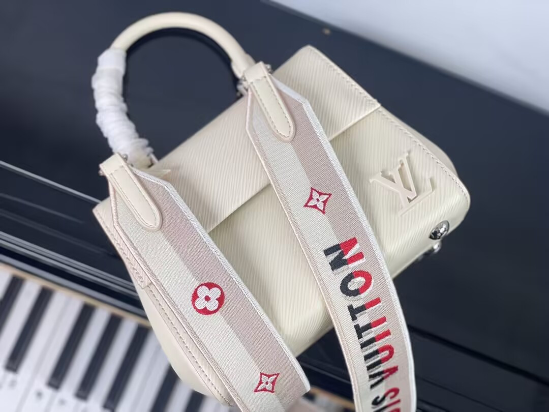 LV Cluny Mini M58928 20x16x7.5cm