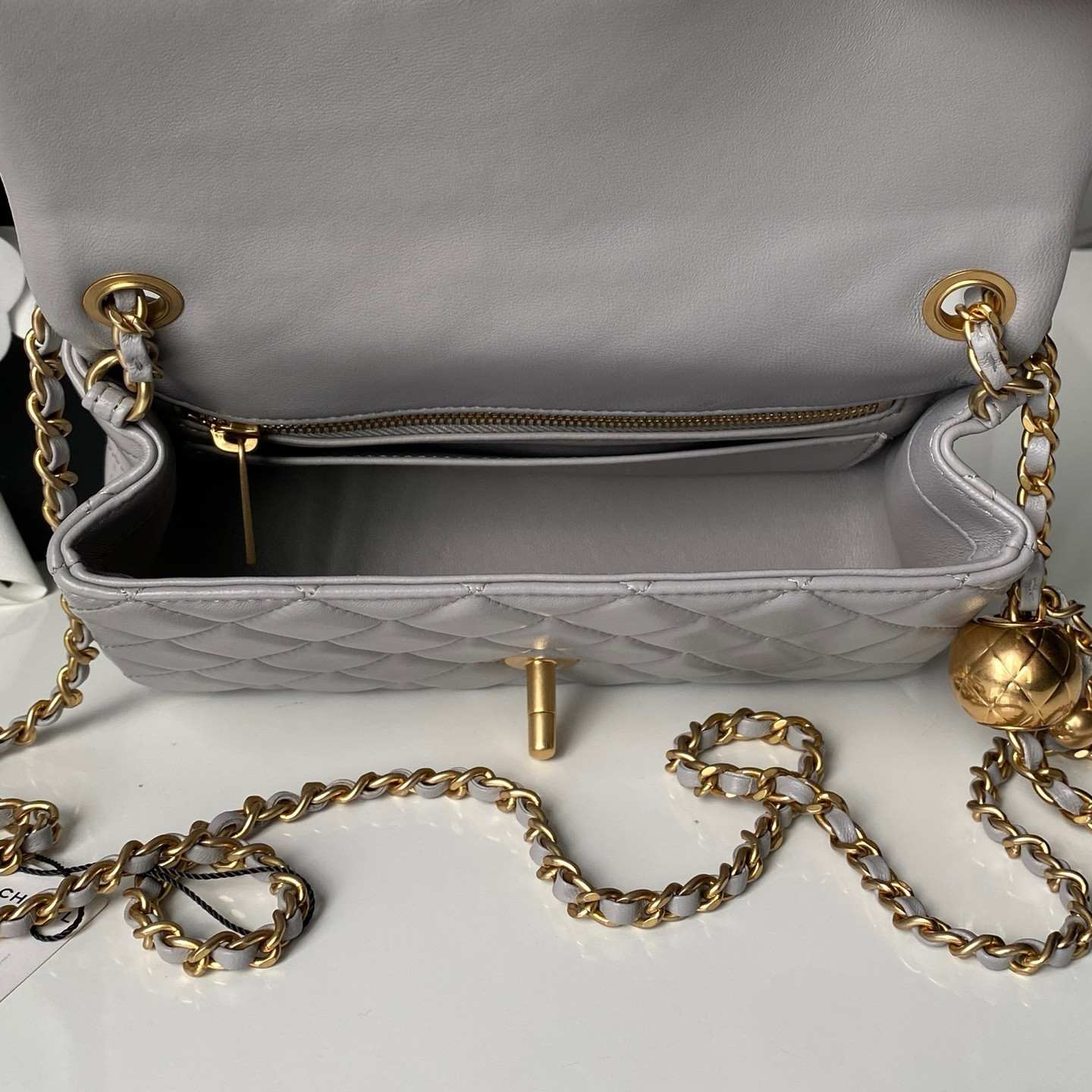 Ch**el MINI FLAP BAG 12×20×6 cm