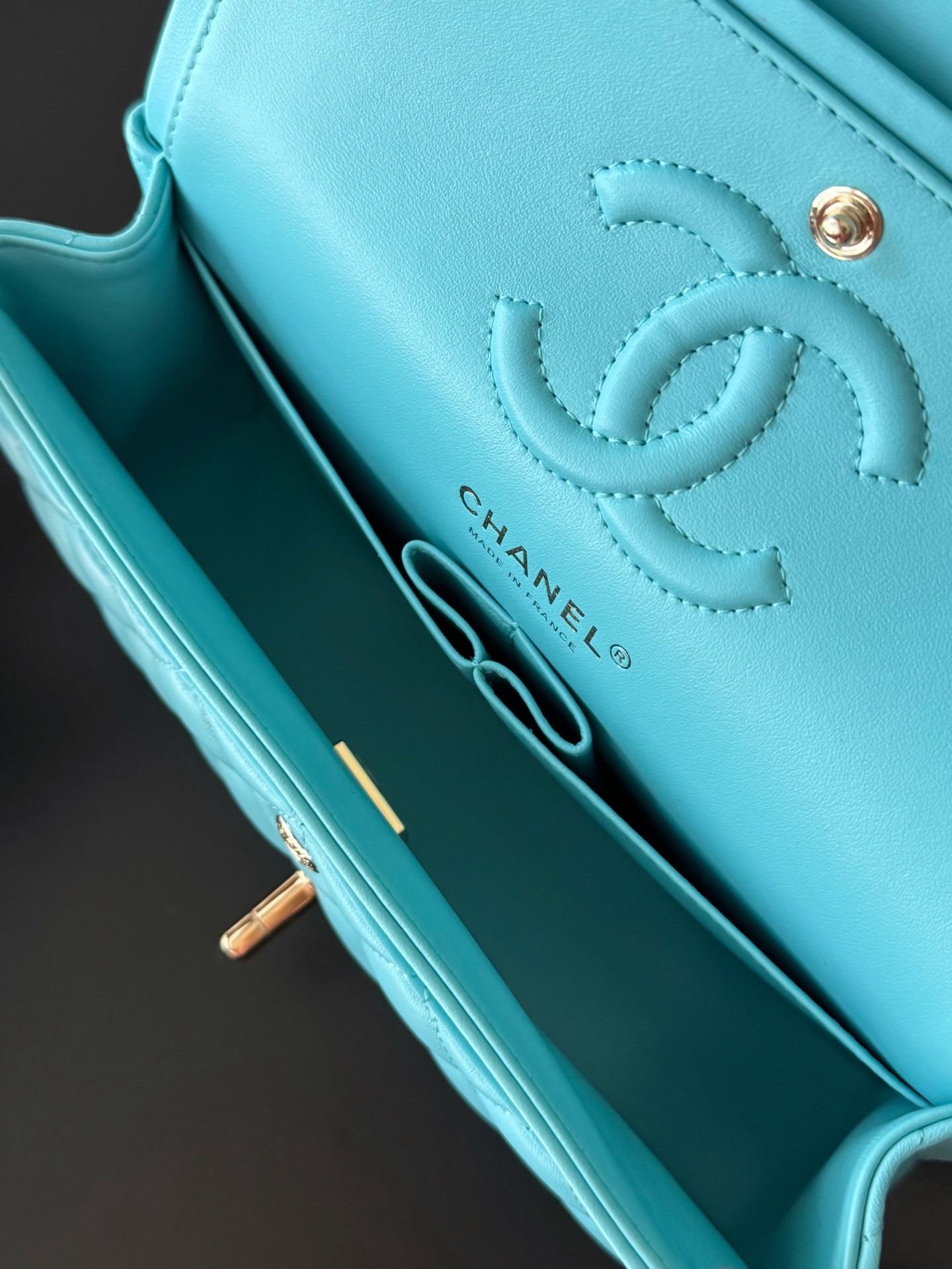 Ch**el Small Classic Bag 23x6.5x14cm