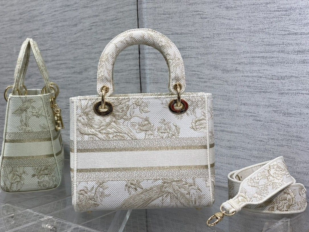 MEDIUM D10r LADY D-LITE BAG 24 x 20 x 11 cm