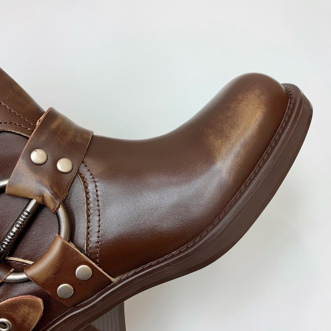 UA Miu Miu Leather Boots